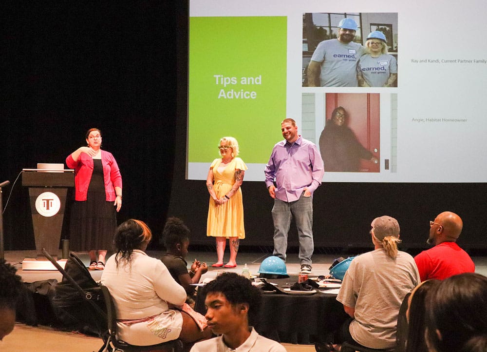 Lauren and Partner Families at Orientation 2023