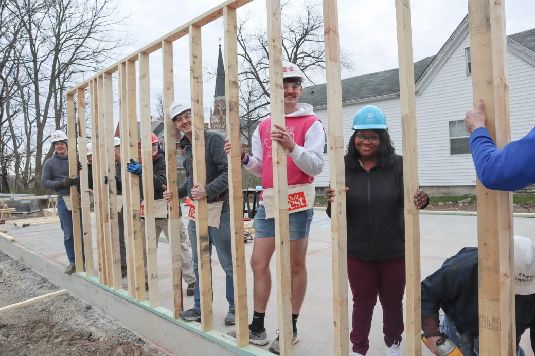 Volunteers and Alesia with first wall raised