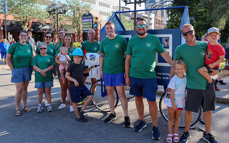 Andrew with Habitat team at 3 Rivers Bed Race