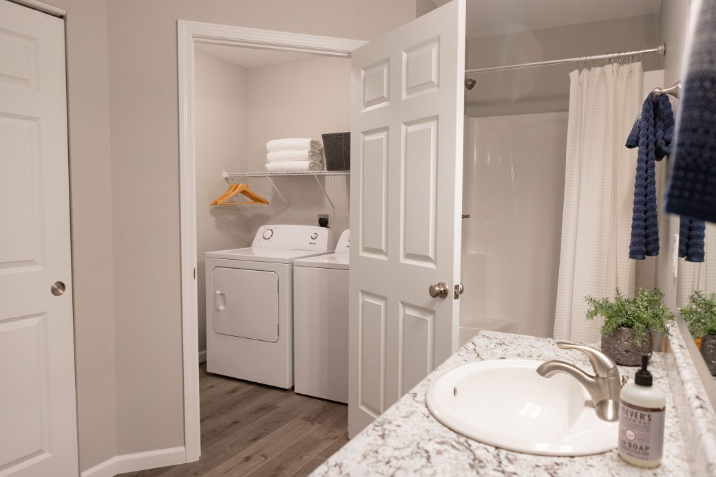 Laundry in bathroom 2 - Victory floorplan
