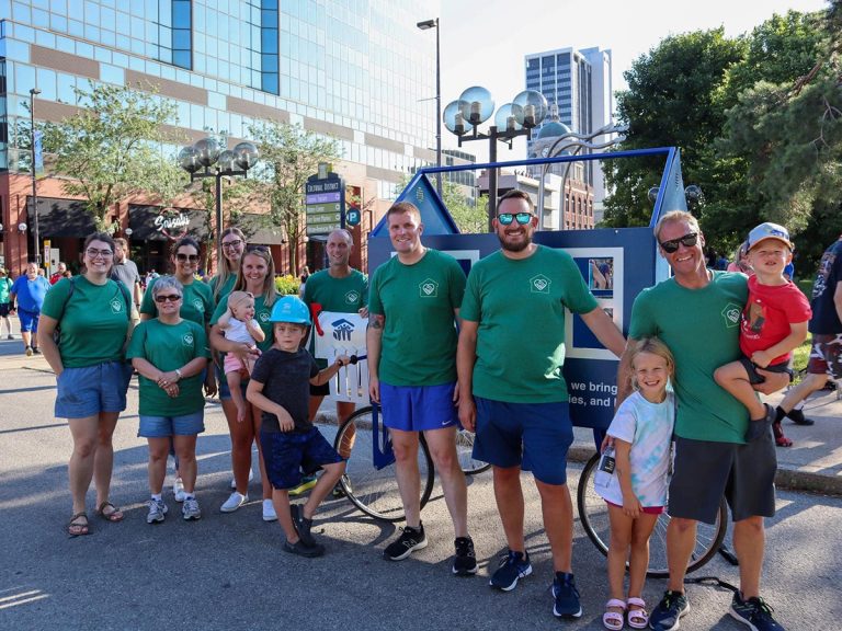 Habitat team at 2022 3Rivers Bed Race